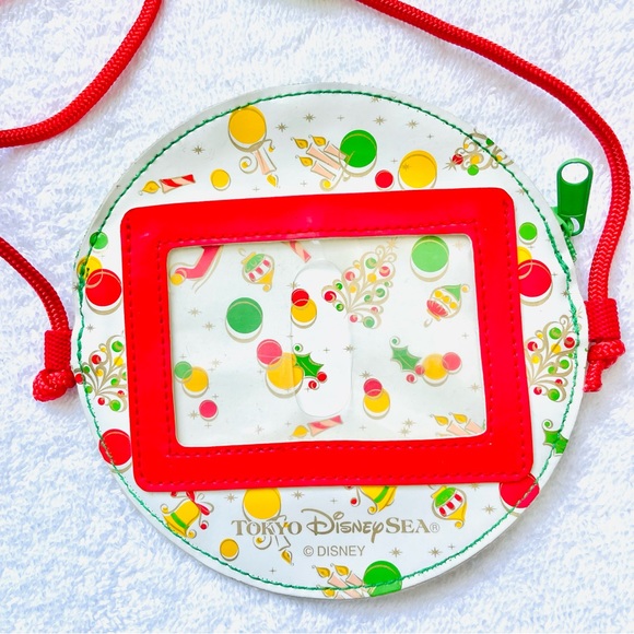 Vintage Tokyo Disney Sea Japan Pass Holder Case Mickey Mouse Genie Ariel Donald - Picture 2 of 2